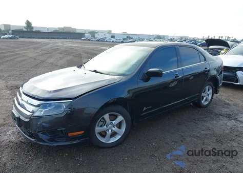 2010 Ford Fusion Hybrid from USA, damaged, VIN 3FADP0L36AR267315